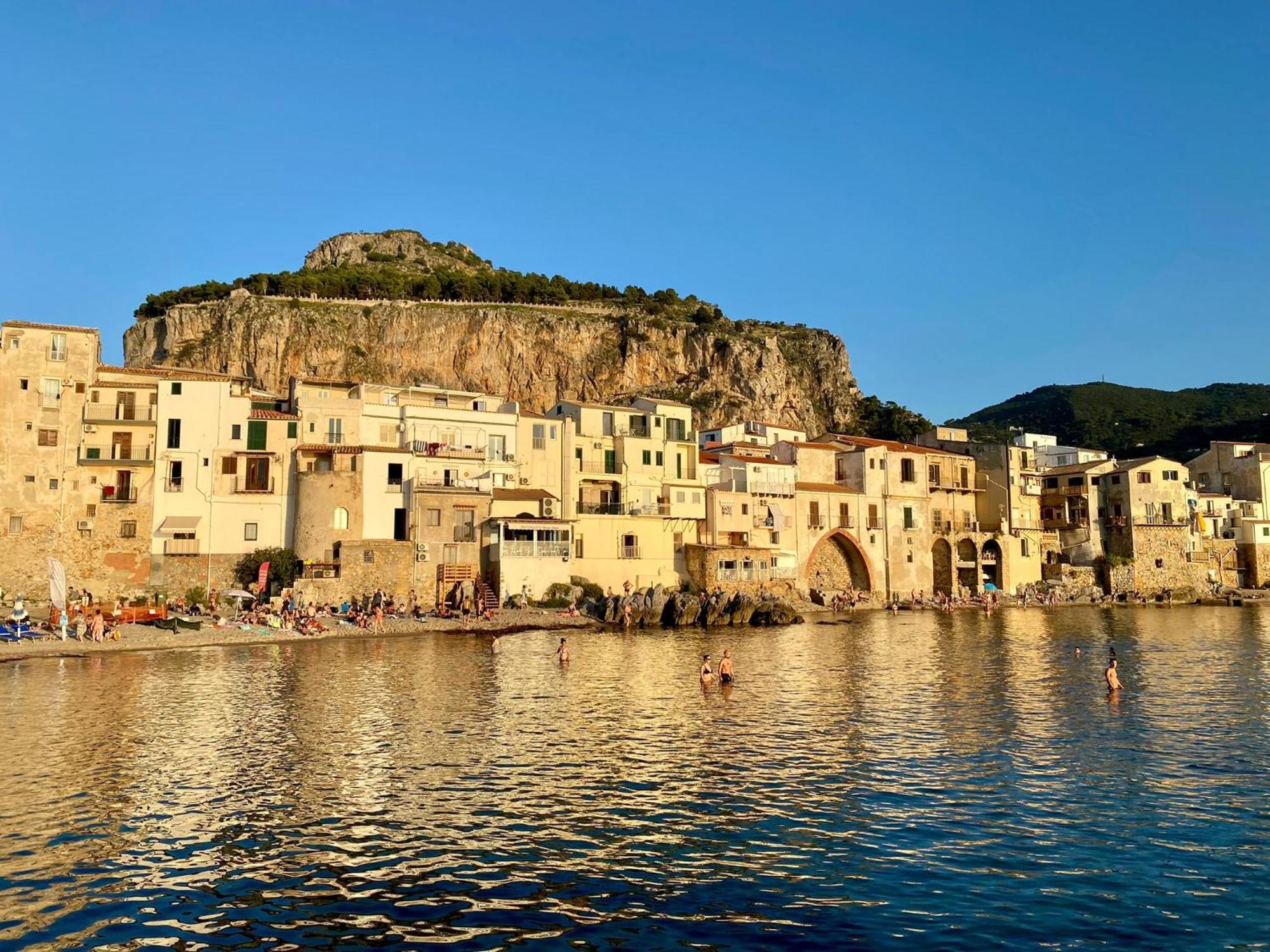 Apartamento Casa Agora-A Due Passi Dal Mare Cefalú Exterior foto